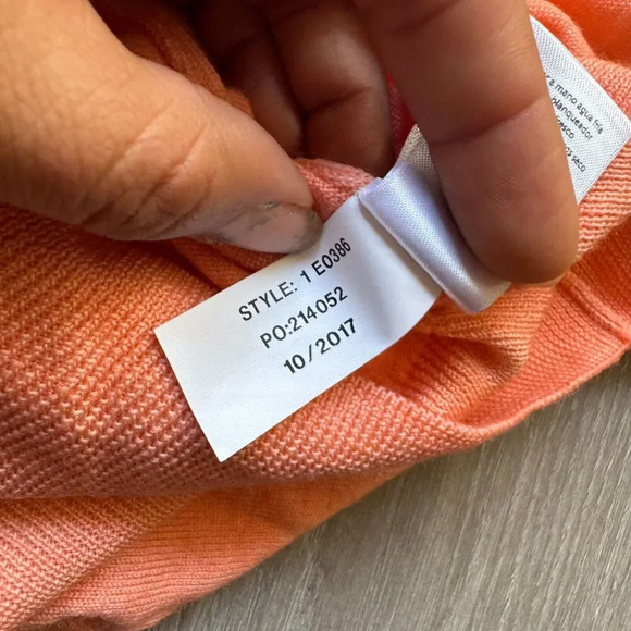 Vineyard Vines Men’s XL Extra Fine Merino V-Neck Sweater Orange - Picture 10 of 10